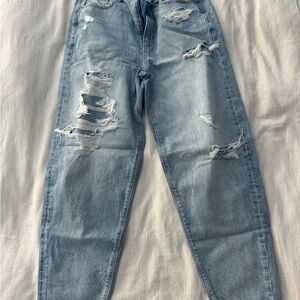 American Eagle high rise distressed Jean